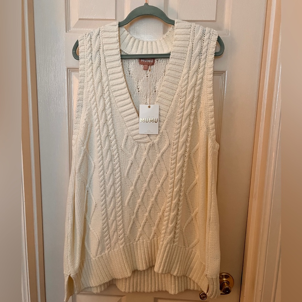 Show Me Your MuMu Cream V-Neck Sweater